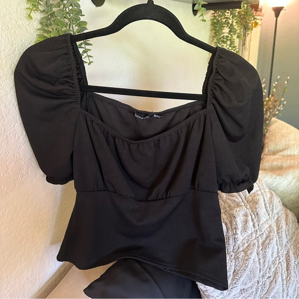 Boohoo Puff Sleeves Black Crop Top